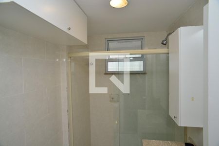 Banheiro Social de apartamento para alugar com 3 quartos, 130m² em Barra da Tijuca, Rio de Janeiro