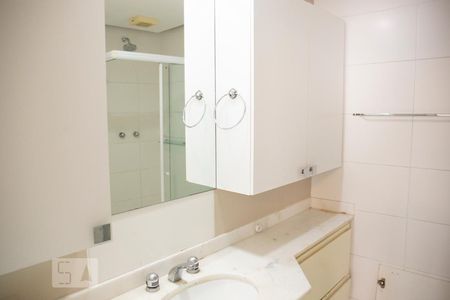 Apartamento para alugar com 130m², 3 quartos e 2 vagasBanheiro da Suíte