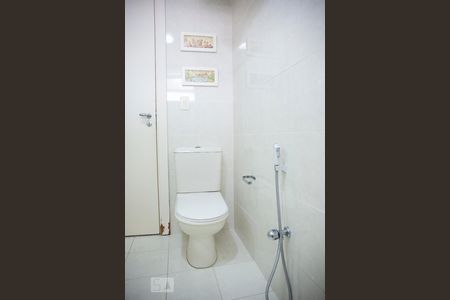 Apartamento para alugar com 130m², 3 quartos e 2 vagasBanheiro Social