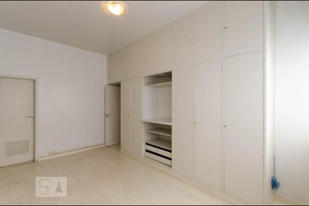 Apartamento para alugar com 124m², 3 quartos e 1 vagaSuite