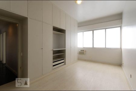 Apartamento para alugar com 124m², 3 quartos e 1 vagaSuite