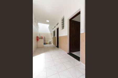 Casa à venda com 300m², 2 quartos e 1 vagaArea de Serviço e Externa 