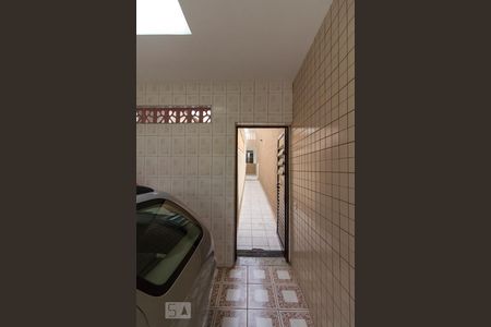 Casa à venda com 300m², 2 quartos e 1 vagaGaragem e Acesso ao Imóvel 