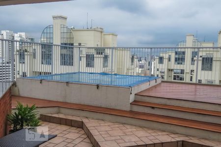 Apartamento à venda com 45m², 1 quarto e 1 vagaPiscina