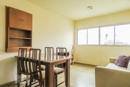 Sala de apartamento para alugar com 1 quarto, 45m² em Indianópolis, São Paulo