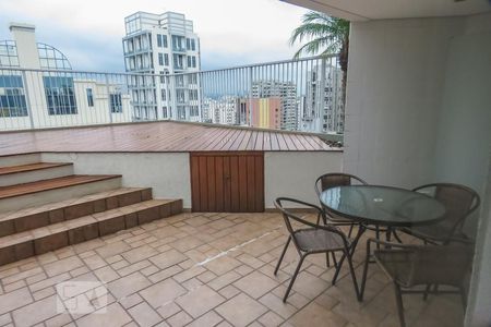 Apartamento à venda com 45m², 1 quarto e 1 vagaPiscina