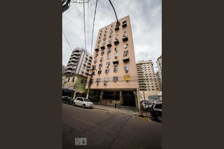 Apartamento à venda com 72m², 2 quartos e sem vagaFachada do prédio 