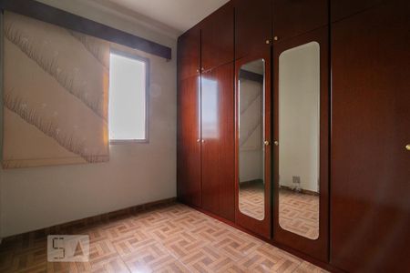 Quarto 2 de apartamento para alugar com 2 quartos, 57m² em Vila Monumento, São Paulo