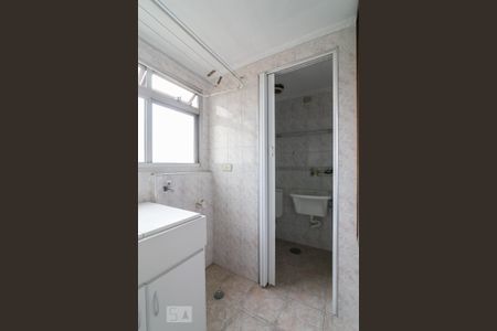 Área de serviço  de apartamento para alugar com 2 quartos, 57m² em Vila Monumento, São Paulo