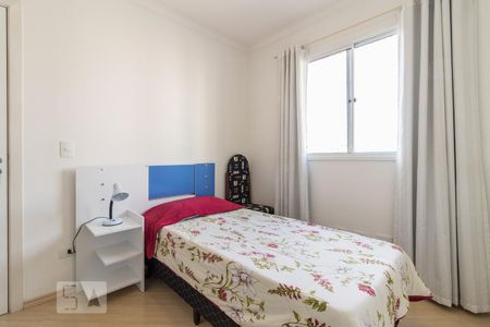 Quarto 1 de apartamento para alugar com 3 quartos, 80m² em Capão Raso, Curitiba