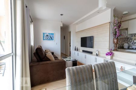 Sala de apartamento para alugar com 3 quartos, 80m² em Capão Raso, Curitiba