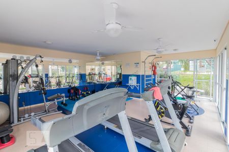 Apartamento à venda com 80m², 3 quartos e 1 vaga Apartamento à venda com 80m², 3 quartos e 1 vagaAcademia