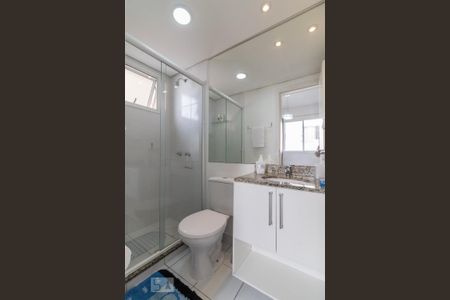 Apartamento à venda com 80m², 3 quartos e 1 vaga Apartamento à venda com 80m², 3 quartos e 1 vagaBanheiro da suite