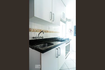 Cozinha de apartamento à venda com 3 quartos, 70m² em Rio Branco, Porto Alegre