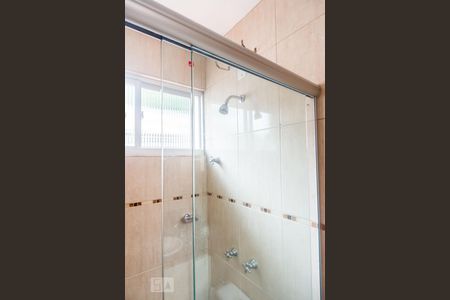 Banheiro de apartamento à venda com 2 quartos, 70m² em Rio Branco, Porto Alegre