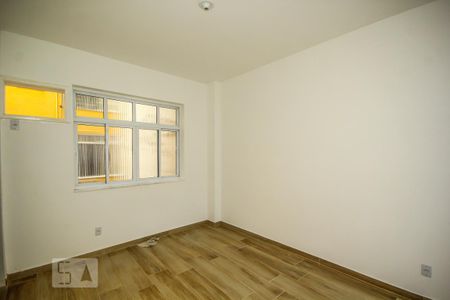 Apartamento à venda com 79m², 2 quartos e sem vagaSuite