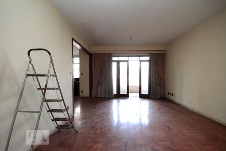 Sala de apartamento para alugar com 3 quartos, 266m² em República, São Paulo