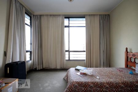 Apartamento para alugar com 266m², 3 quartos e 1 vagaSuíte 1