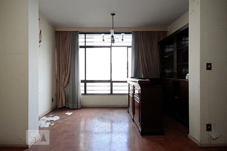 Sala de apartamento para alugar com 3 quartos, 266m² em República, São Paulo