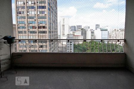 Varanda de apartamento para alugar com 3 quartos, 266m² em República, São Paulo