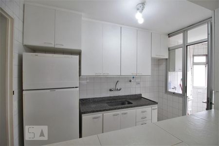 Apartamento à venda com 68m², 2 quartos e 2 vagasCozinha