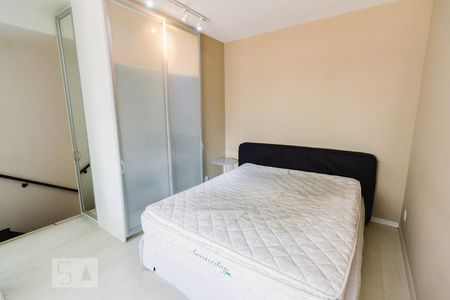 Quarto de apartamento à venda com 1 quarto, 50m² em Vila Pompéia, São Paulo