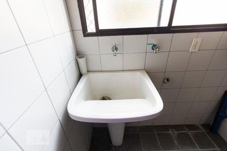 Apartamento à venda com 78m², 3 quartos e 1 vagaÁrea de serviço