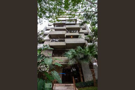 Apartamento para alugar com 125m², 3 quartos e 2 vagasFachada