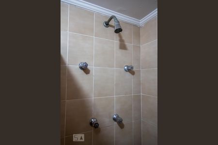 Apartamento para alugar com 125m², 3 quartos e 2 vagasBanheiro suíte detalhe