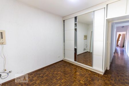 Casa à venda com 260m², 3 quartos e 2 vagasQuarto 1