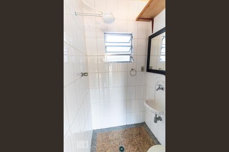 Casa à venda com 260m², 3 quartos e 2 vagasBanheiro 2