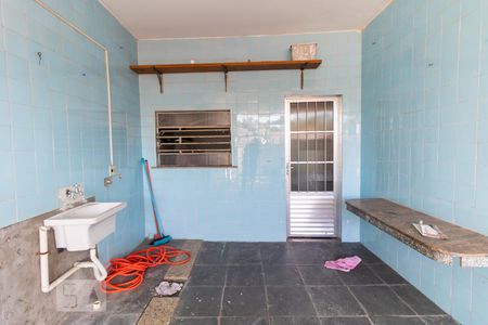 Casa à venda com 260m², 3 quartos e 2 vagasÁrea de Serviço