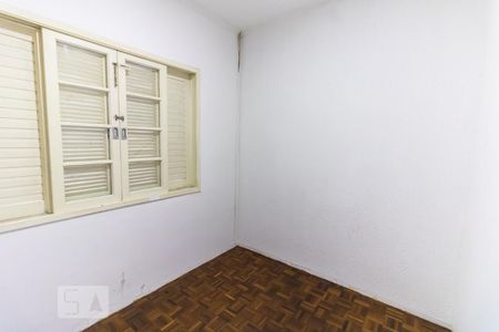 Casa à venda com 260m², 3 quartos e 2 vagasQuarto 2