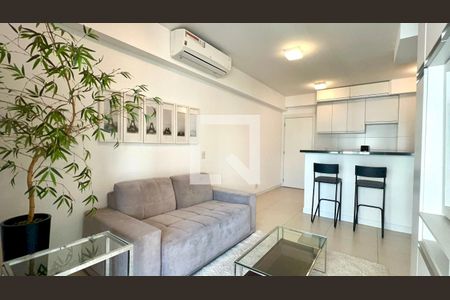 Sala de apartamento para alugar com 1 quarto, 44m² em Pinheiros, São Paulo