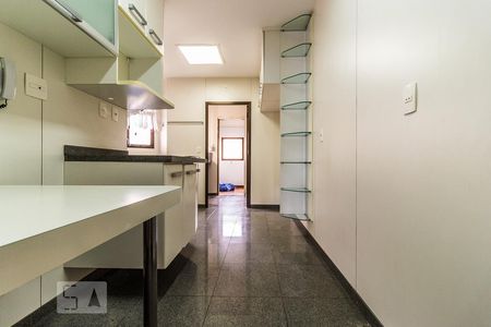 Apartamento à venda com 114m², 3 quartos e sem vagaCozinha