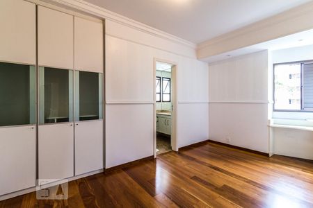 Apartamento à venda com 114m², 3 quartos e sem vagaSuíte 3