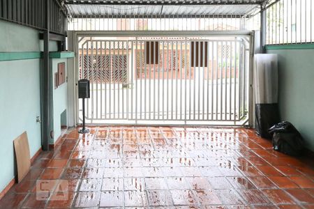 Garagem de casa à venda com 3 quartos, 125m² em Água Fria, São Paulo