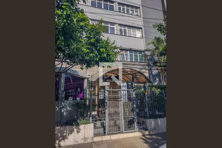 Apartamento à venda com 77m², 2 quartos e 1 vagaFachada