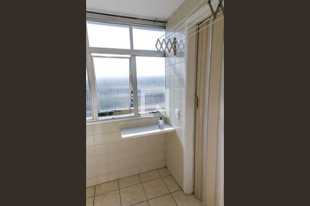 Apartamento à venda com 77m², 2 quartos e 1 vagaÁrea de Serviço