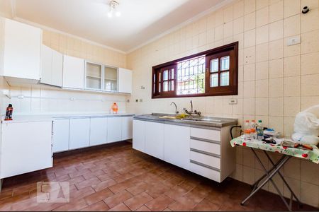 Casa à venda com 240m², 4 quartos e 4 vagasAndar Térreo - Cozinha