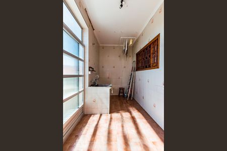 Casa à venda com 240m², 4 quartos e 4 vagasAndar Térreo -  Área de Serviço