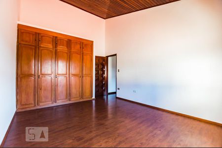 Casa à venda com 240m², 4 quartos e 4 vagasQuarto 2