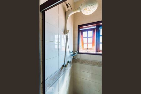 Casa à venda com 240m², 4 quartos e 4 vagasBanheiro