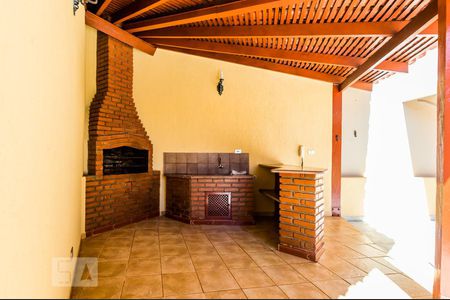 Casa à venda com 240m², 4 quartos e 4 vagasÁrea Gourmet