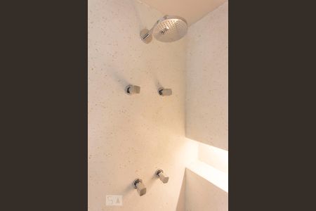 Apartamento para alugar com 100m², 1 quarto e 2 vagas Apartamento para alugar com 100m², 1 quarto e 2 vagasBanheiro