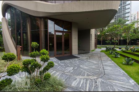 Apartamento para alugar com 100m², 1 quarto e 2 vagas Apartamento para alugar com 100m², 1 quarto e 2 vagasFachada