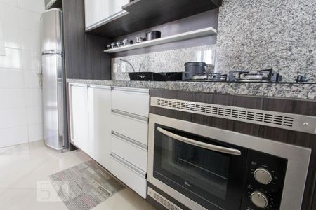 Cozinha de apartamento para alugar com 3 quartos, 95m² em Cristal, Porto Alegre