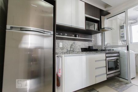 Cozinha de apartamento para alugar com 3 quartos, 95m² em Cristal, Porto Alegre