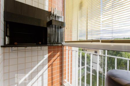 Apartamento para alugar com 95m², 3 quartos e 1 vaga Apartamento para alugar com 95m², 3 quartos e 1 vagaVaranda