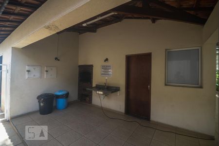 Apartamento para alugar com 52m², 2 quartos e 1 vaga Apartamento para alugar com 52m², 2 quartos e 1 vagaÁrea Comum - Churrasqueira